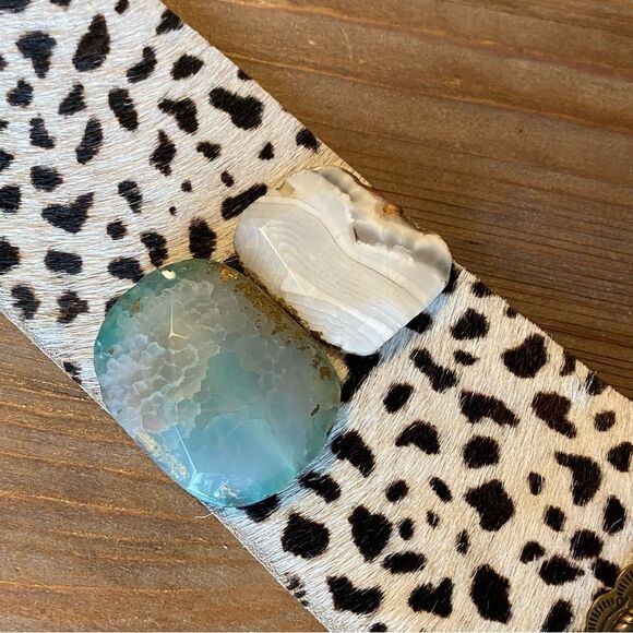Gorgeous Animal Print Cuff Bracelet with Agates Texas Artisan Made - Picture 9 of 14